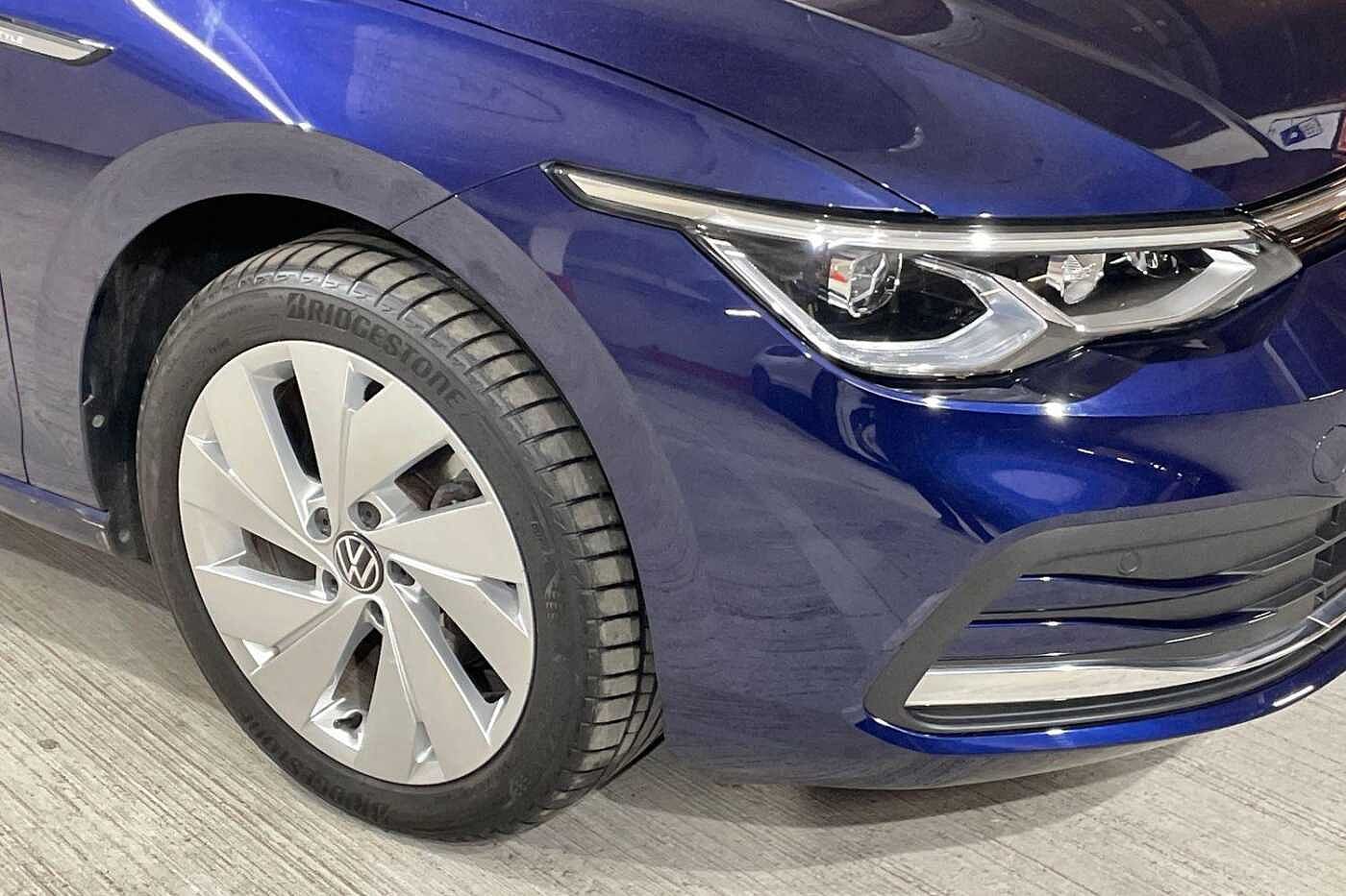 Volkswagen Golf Style 2.0 TDI 150PS 7-speed DSG 5 Door