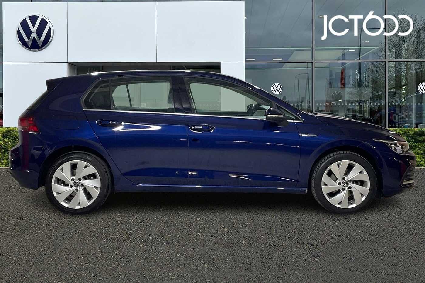 Volkswagen Golf Style 2.0 TDI 150PS 7-speed DSG 5 Door