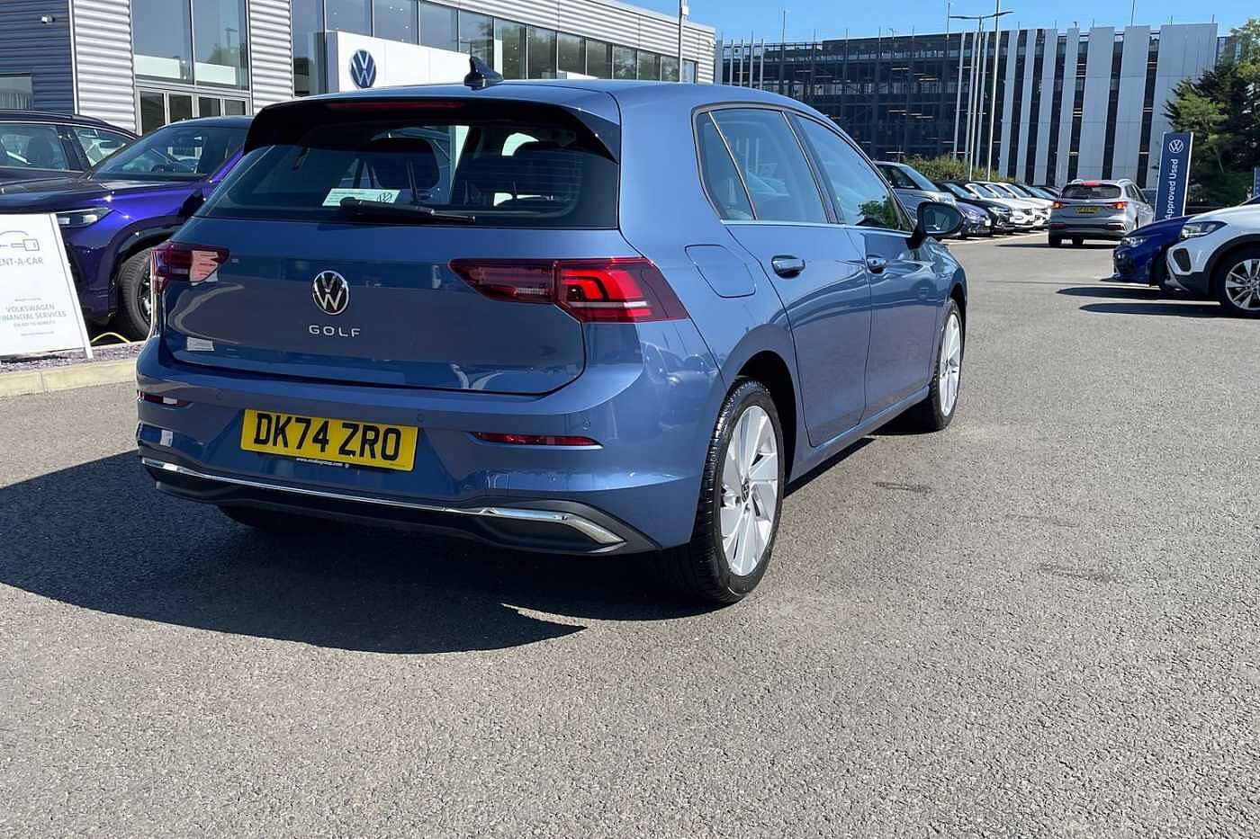 Volkswagen Golf Hatch Style 1.5 TSI 150ps 6-Speed Manual 5 Door