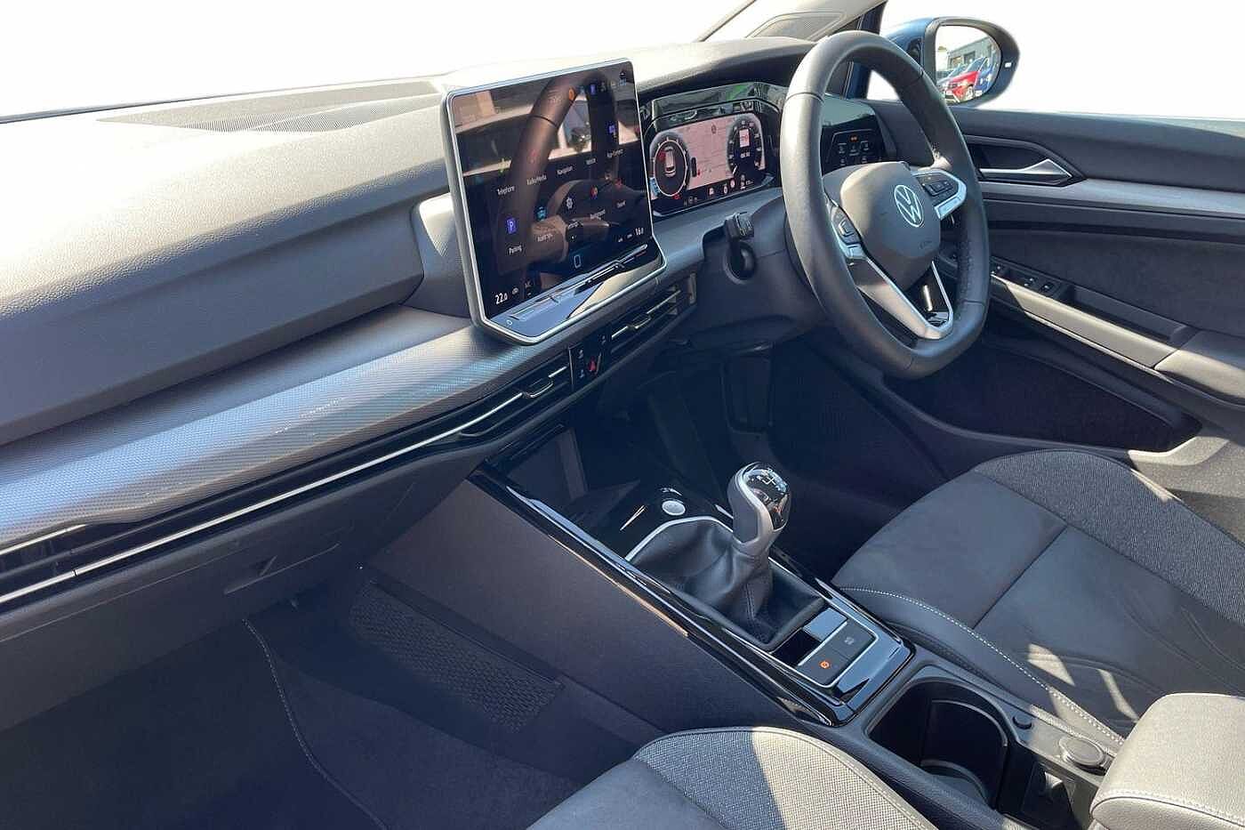 Volkswagen Golf Hatch Style 1.5 TSI 150ps 6-Speed Manual 5 Door