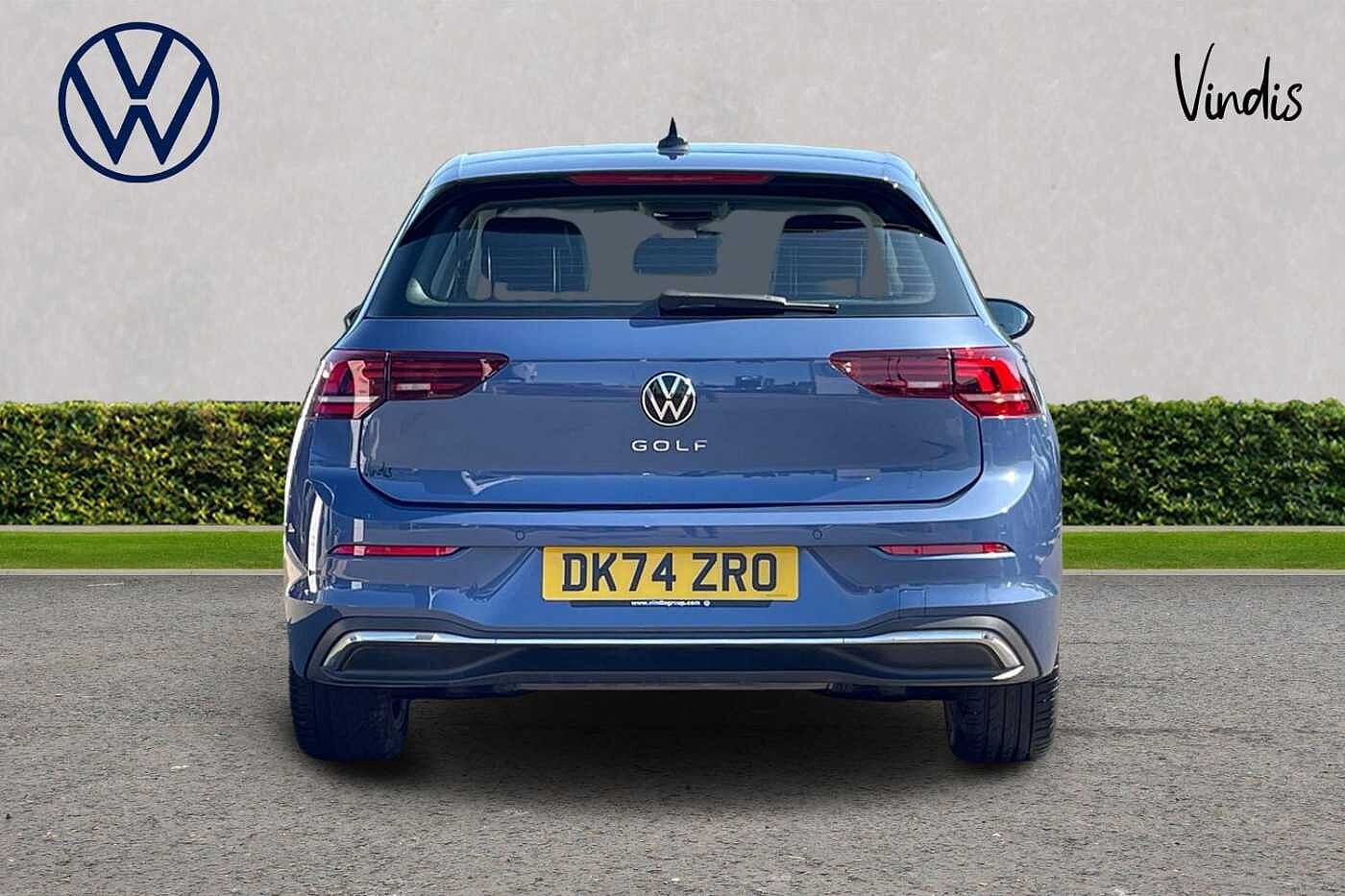 Volkswagen Golf Hatch Style 1.5 TSI 150ps 6-Speed Manual 5 Door