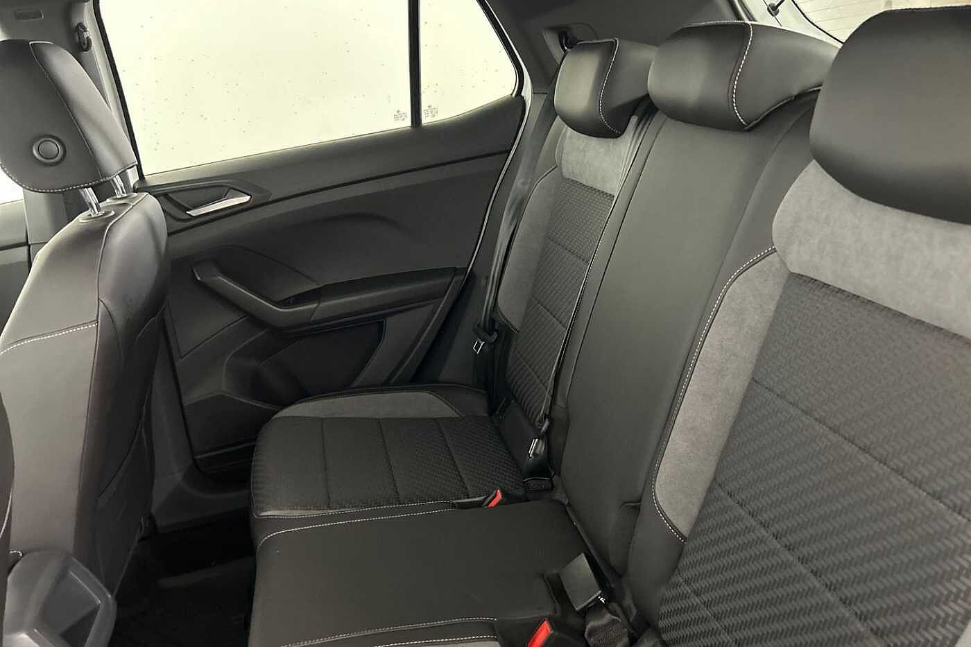 Volkswagen T-Cross 1.0 TSI (110ps) R-Line DSG Hatchback