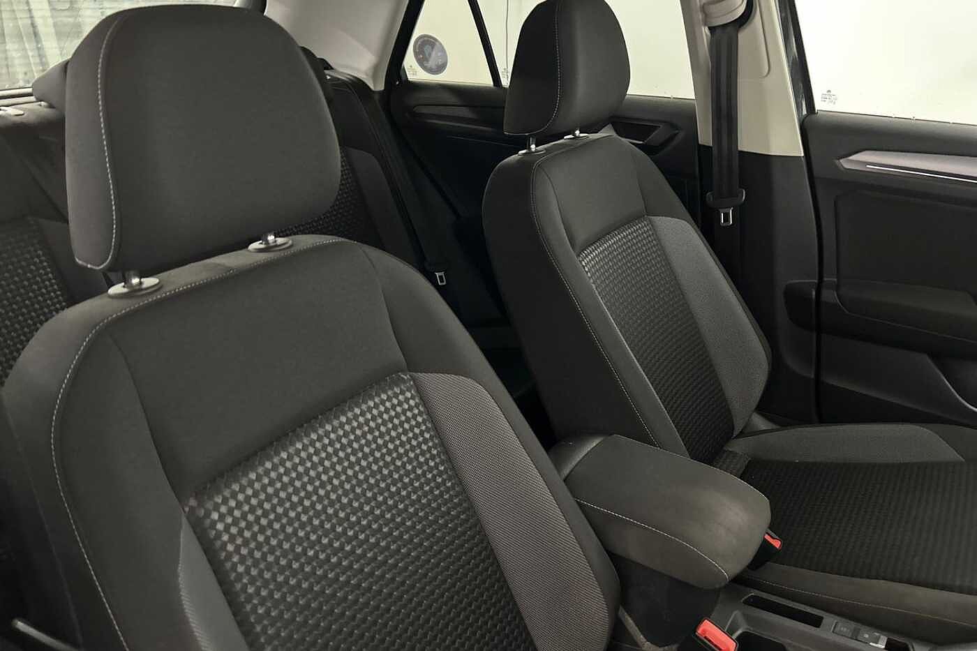 Volkswagen T-ROC 1.0 TSI Active 110PS
