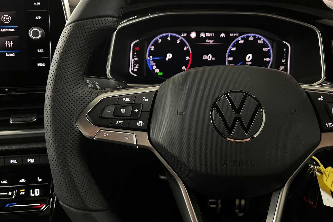Volkswagen T-ROC Mk1 Facelift (2022) 1.5 TSI R-Line 150PS DSG