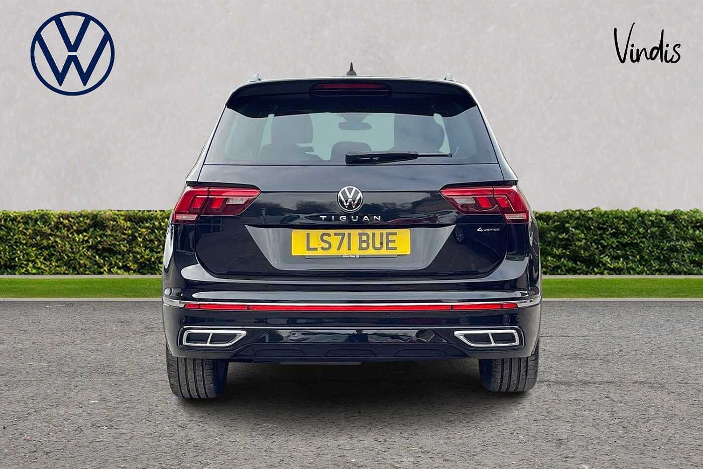 Volkswagen Tiguan R-Line 2.0 TDI 150PS 7-Speed DSG 4Motion 5 Door