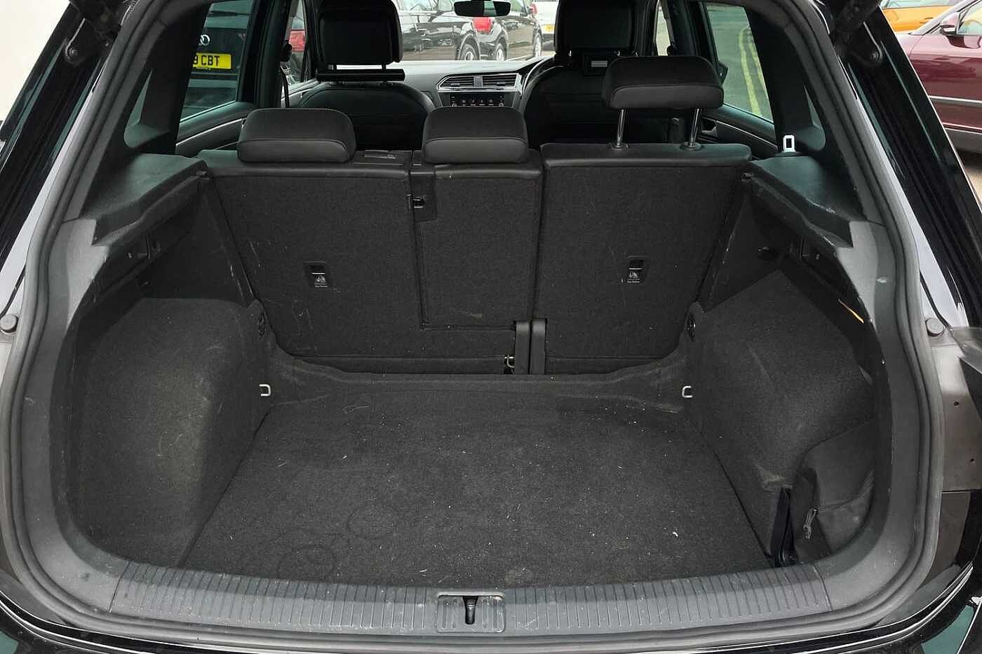 Volkswagen Tiguan R-Line 2.0 TDI 150PS 7-Speed DSG 4Motion 5 Door