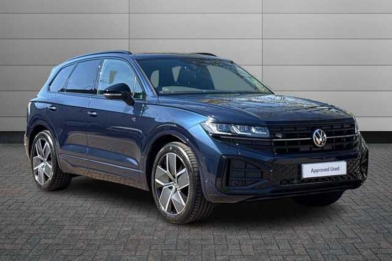 Volkswagen Touareg 3.0 TDI V6 Black Edition SUV 5dr Diesel Tiptronic 4Motion Euro 6 (s/s) (286 ps)