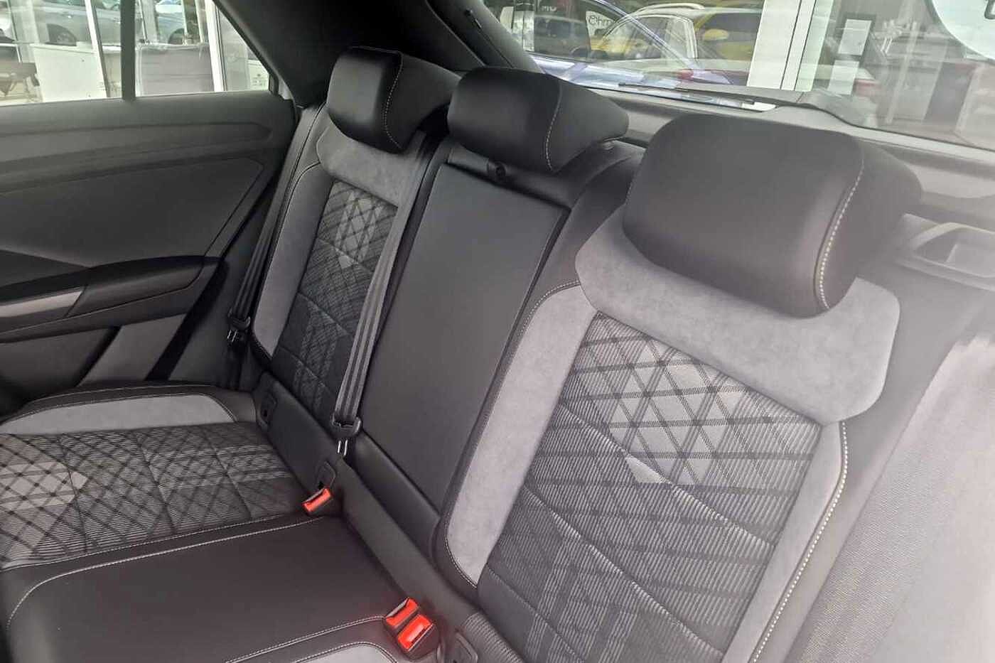 Volkswagen T-Roc 1.5 TSI 150PS R-Line DSG