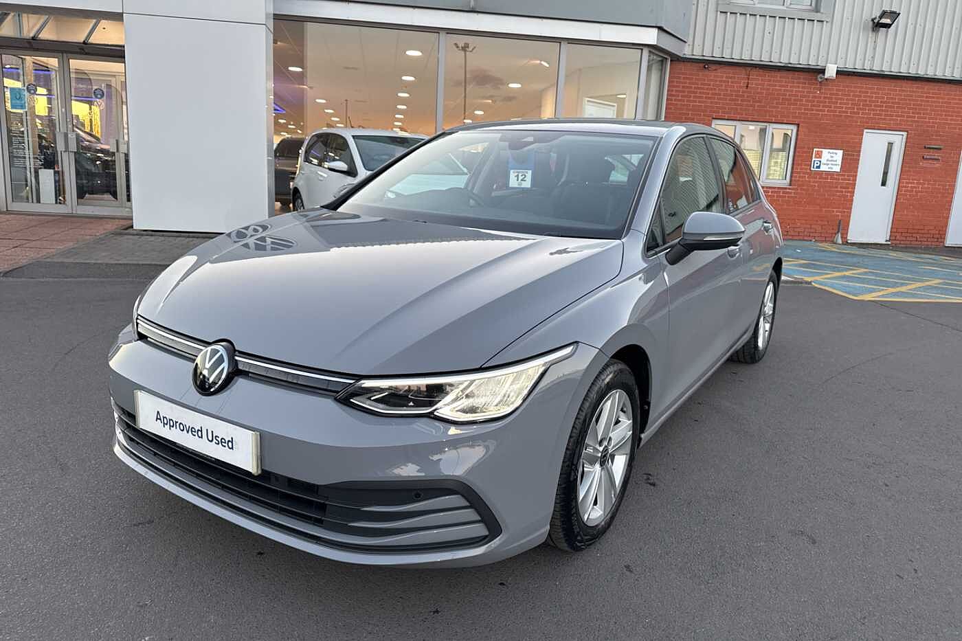 Volkswagen Golf MK8 Hatchback 5-Dr 1.5 TSI (150ps) Life EVO
