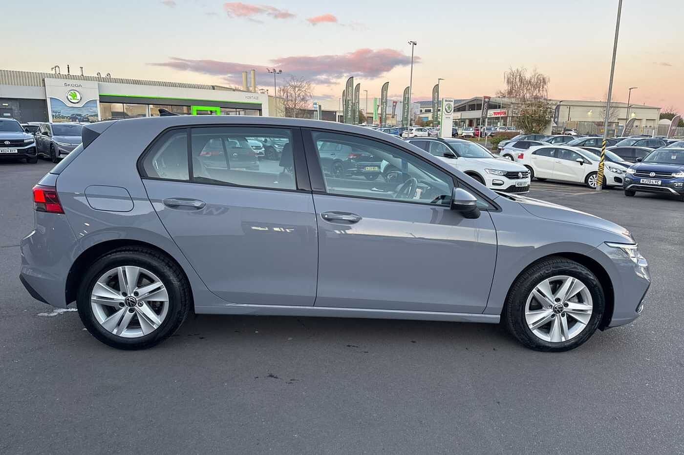 Volkswagen Golf MK8 Hatchback 5-Dr 1.5 TSI (150ps) Life EVO