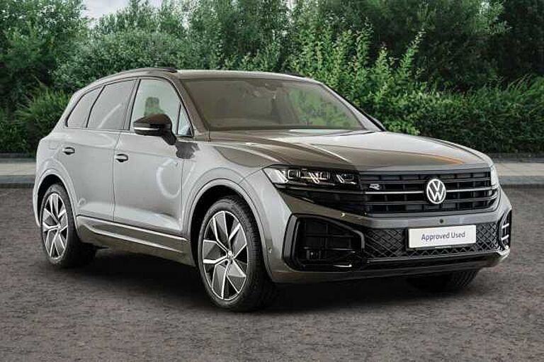 Volkswagen Touareg 3.0 TDI V6 Black Edition SUV 5dr Diesel Tiptronic 4Motion Euro 6 (s/s) (286 ps)