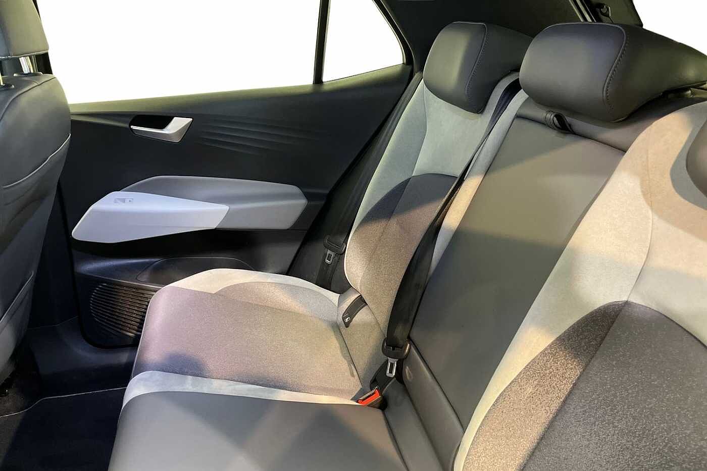 Volkswagen ID.3 Pro Performance 58kWh 1ST Edition Hatchback 5dr Electric Auto (204 ps)
