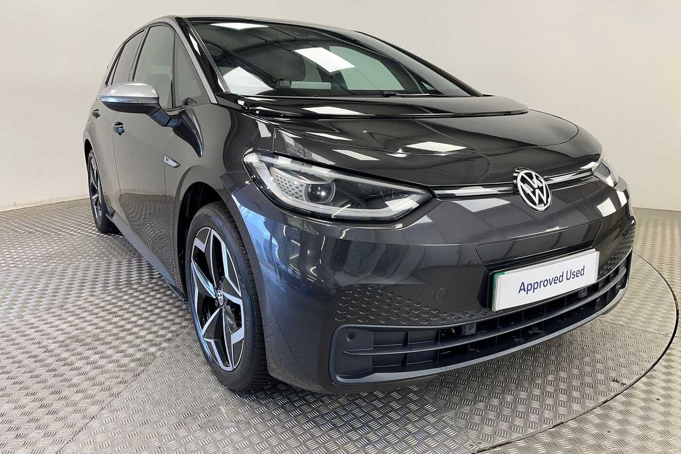 Volkswagen ID.3 Pro Performance 58kWh 1ST Edition Hatchback 5dr Electric Auto (204 ps)