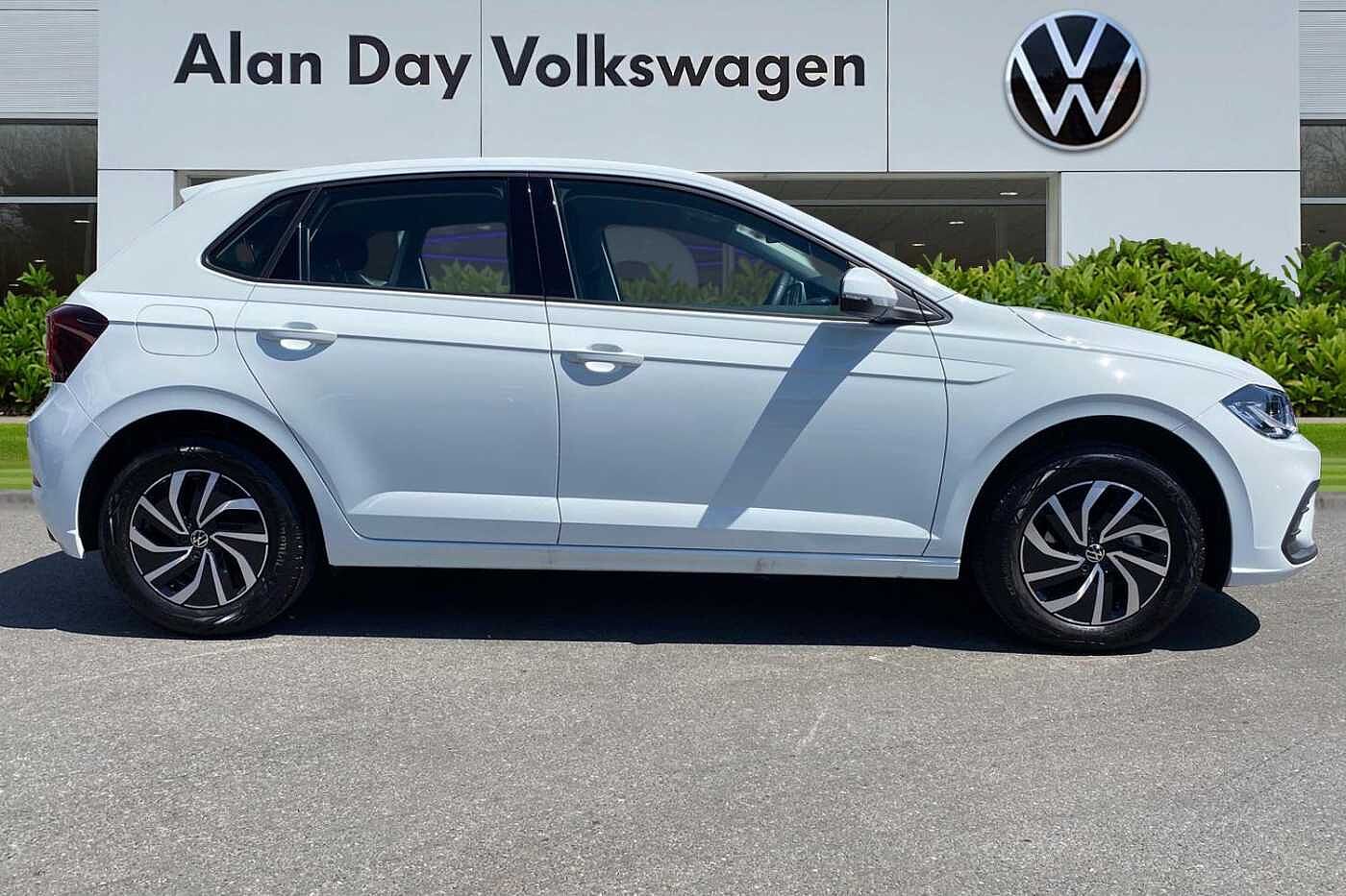 Volkswagen Polo 1.0 TSI Life 5dr