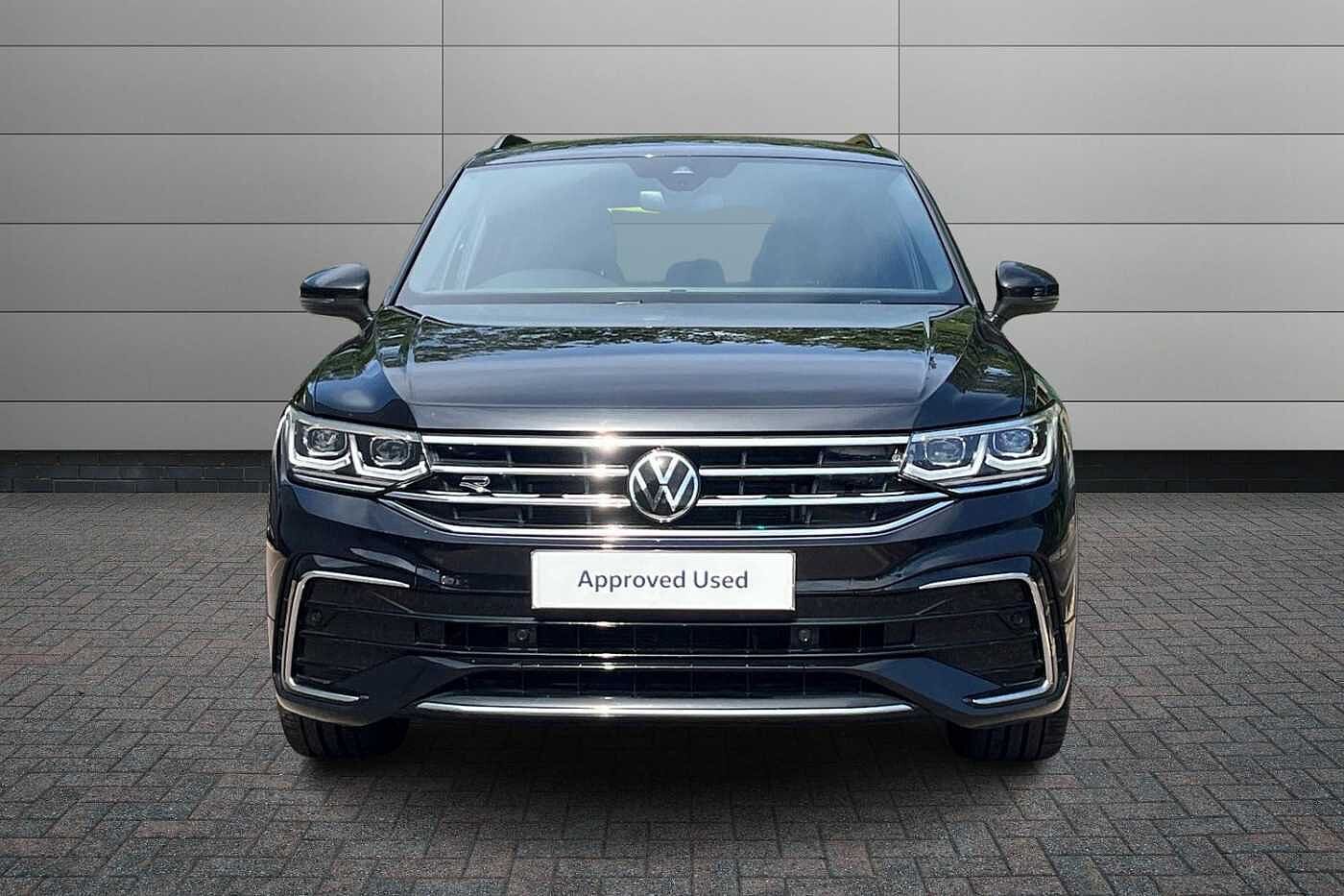 Volkswagen Tiguan 2.0 TDI R-Line SUV 5dr Diesel DSG 4Motion Euro 6 (s/s) (150 ps)