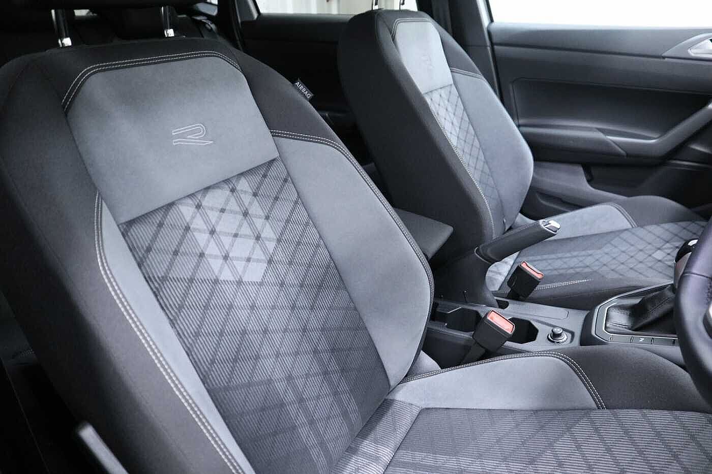 Volkswagen Polo MK6 Facelift 1.0 TSI (110ps) R-Line DSG