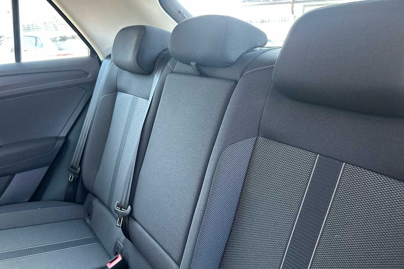 Volkswagen T-ROC 1.0 TSI (110ps) Life