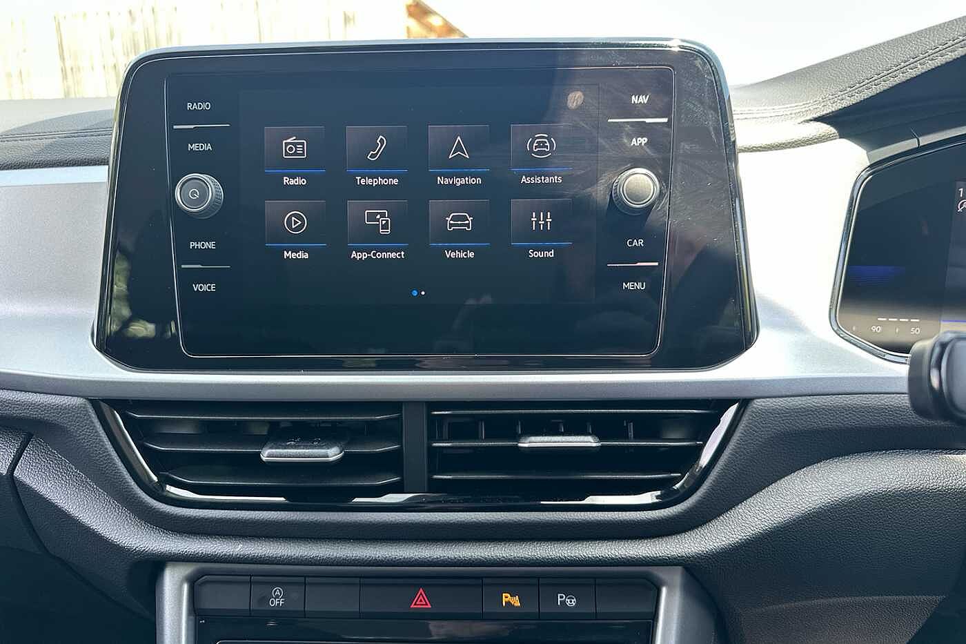 Volkswagen T-ROC 1.5 TSI (150ps) Life