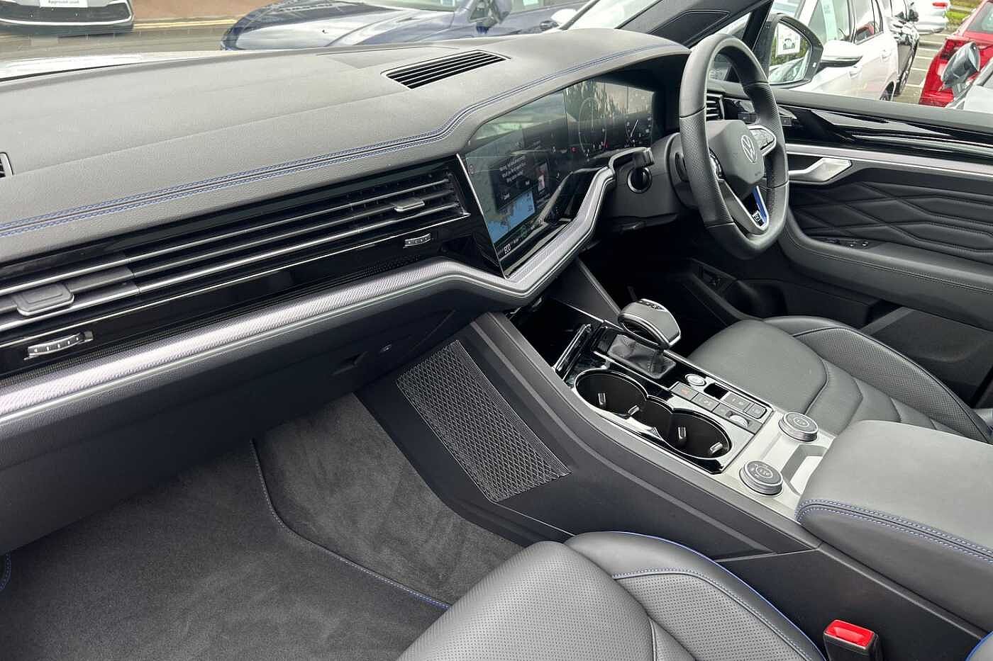 Volkswagen Touareg 5dr 3.0TSI (462ps) R PHEV 4Motion