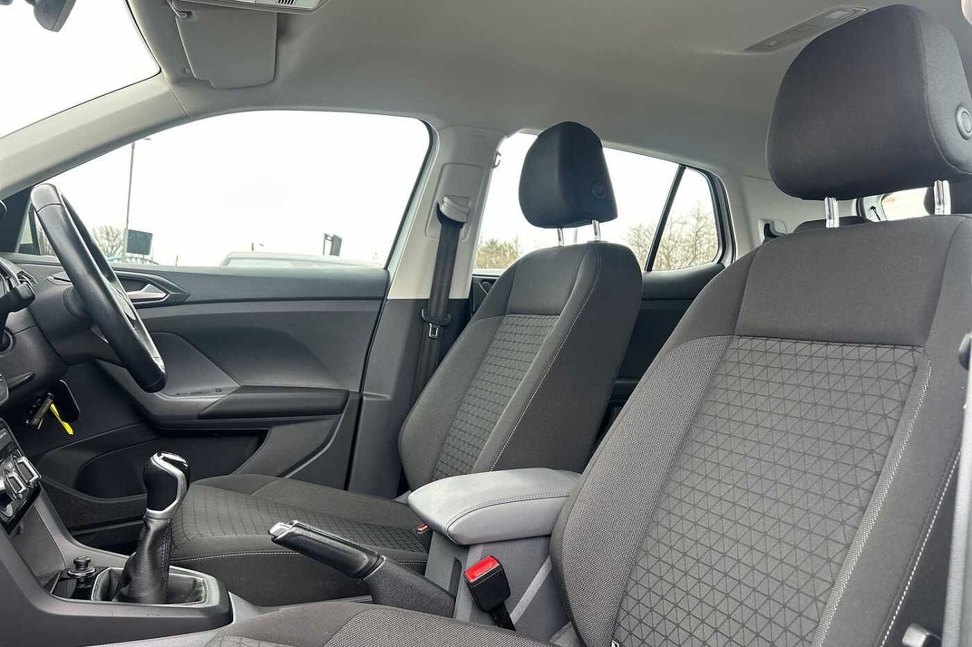 Volkswagen T-Cross Hatchback 1.6 TDI (95ps) SE