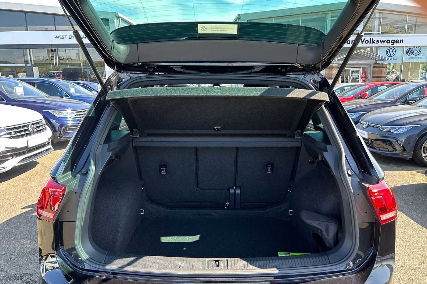 Volkswagen Tiguan 1.5 TSI (150ps) R-Line EVO DSG