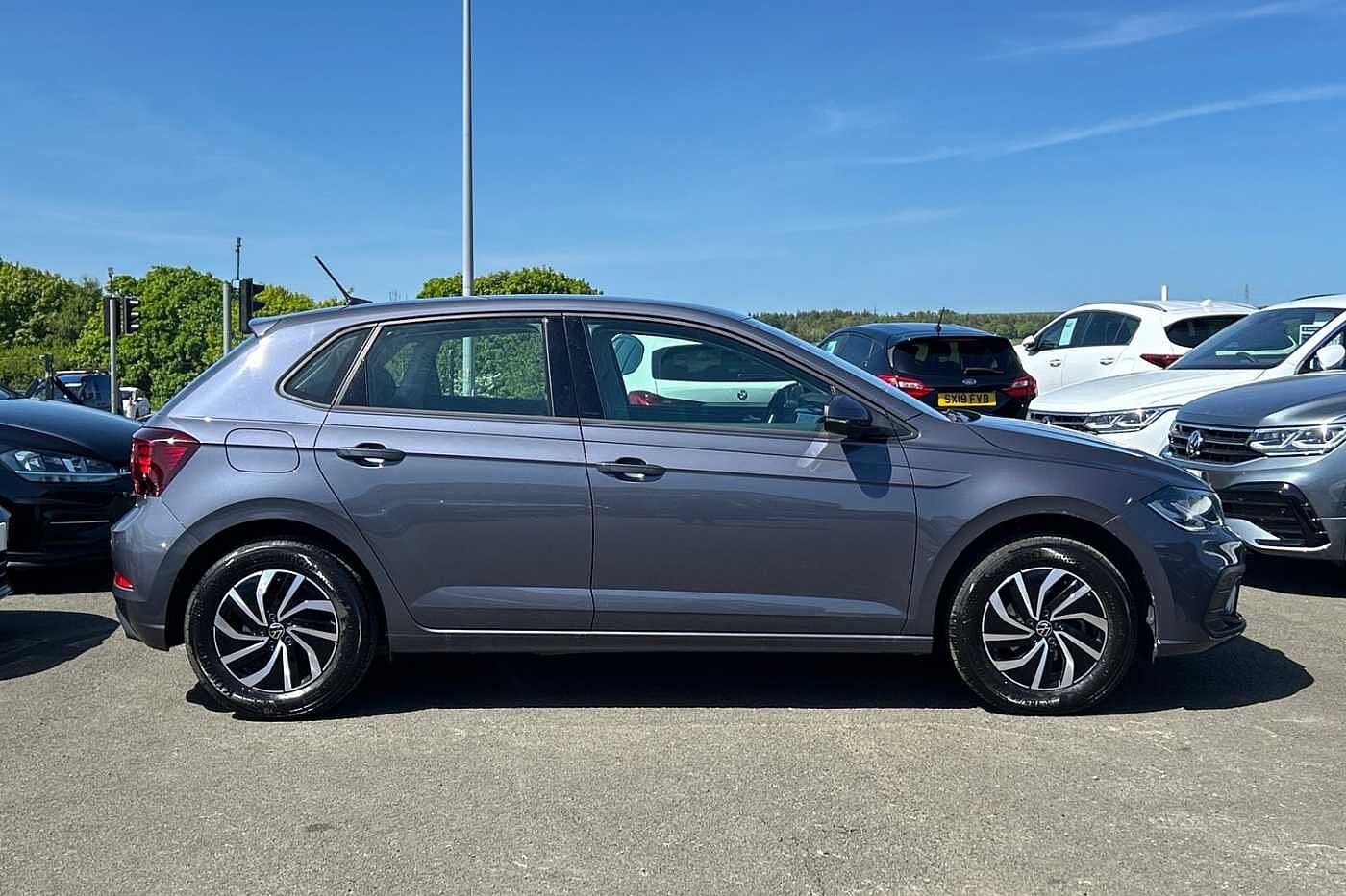 Volkswagen Polo Hatchback 1.0 TSI Life 5dr