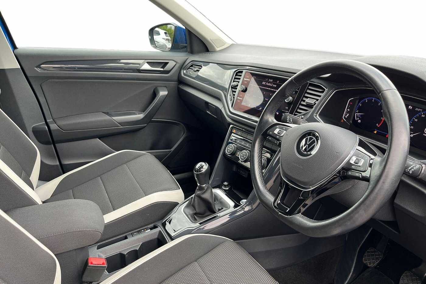 Volkswagen T-Roc 1.5 TSI GPF EVO SEL Manual 150 ps - HEATED SEATS,CAMERA, ELECTRIC TAILGATE