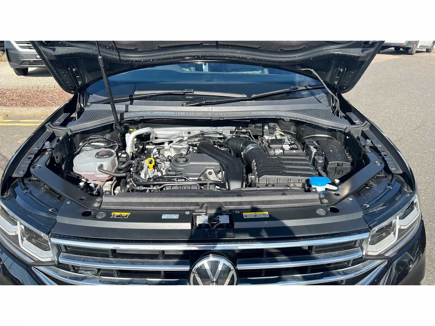 Volkswagen Tiguan 1.5 TSI (150ps) R-Line EVO DSG