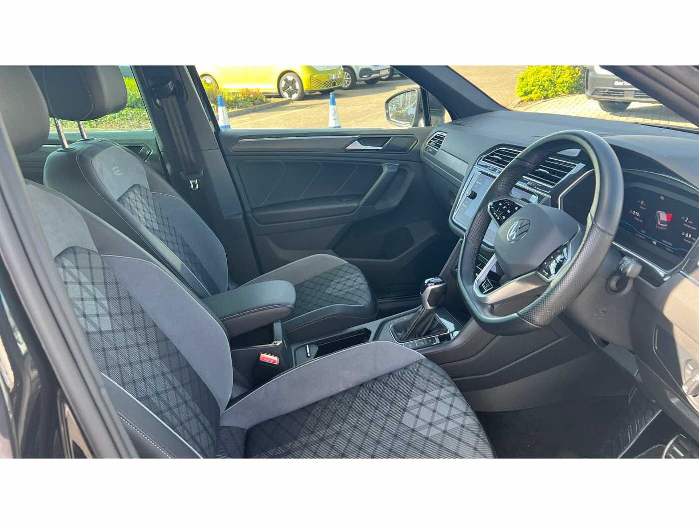 Volkswagen Tiguan 1.5 TSI (150ps) R-Line EVO DSG