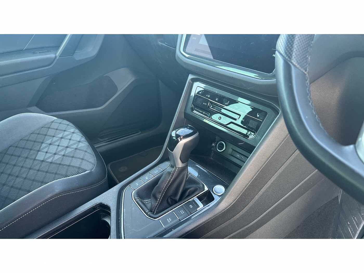 Volkswagen Tiguan 1.5 TSI (150ps) R-Line EVO DSG