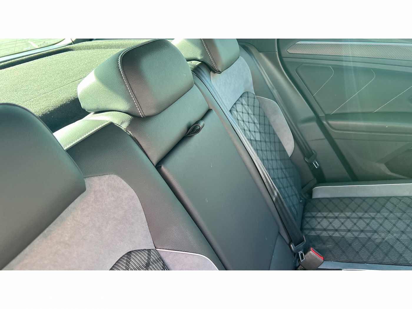 Volkswagen Tiguan 1.5 TSI (150ps) R-Line EVO DSG
