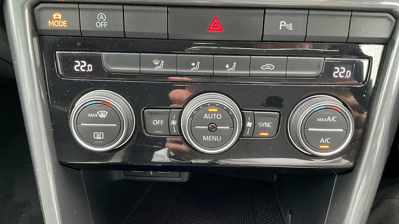 Volkswagen T-ROC T-Cross 1.5 TSI (150ps) SEL EVO DSG Hatchback