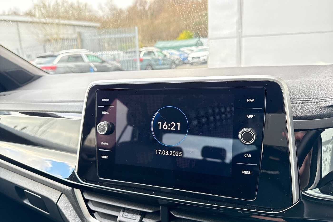 Volkswagen T-roc Hatchback 1.5 TSI R-Line 5dr DSG