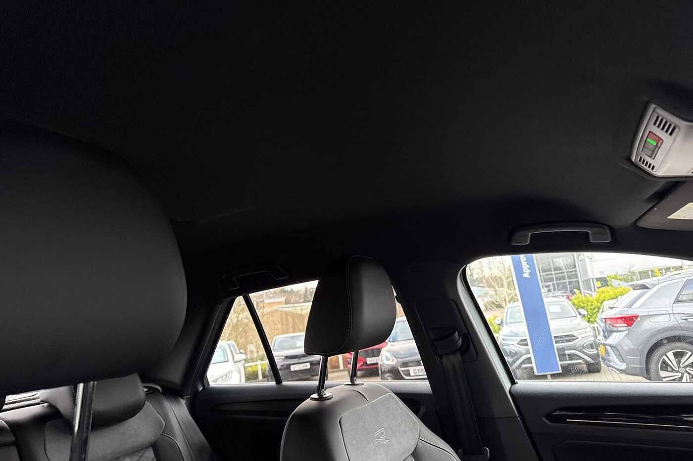 Volkswagen T-roc Hatchback 1.5 TSI R-Line 5dr DSG